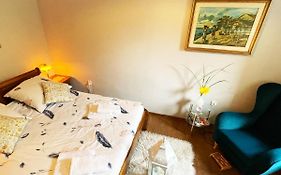 Zrodlana13 Apartamenty Makow Podhalanski
